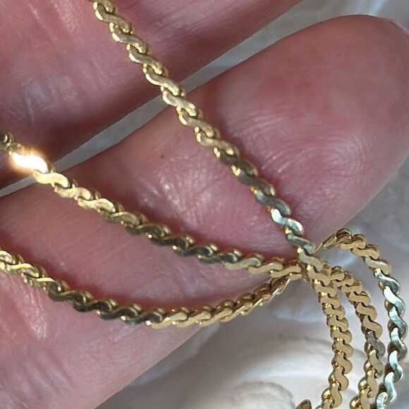 Vintage Gold Tone Multi Strand Layered Chain Necklace 18” - Picture 13 of 14